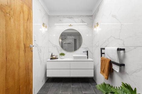 Photo of property in 79a Bassett Road, Remuera, Auckland, 1050