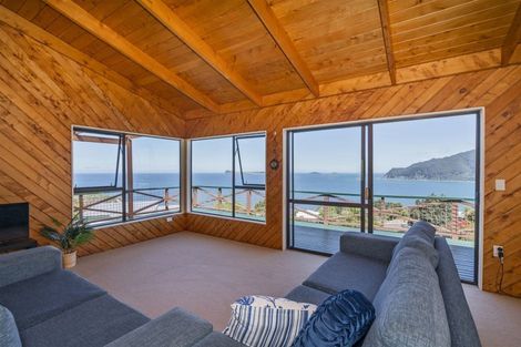 Photo of property in 259 Paku Drive, Tairua, 3508