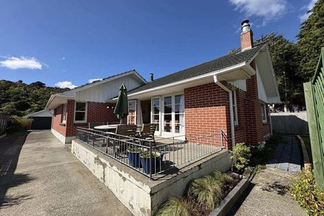 Photo of property in 89 Plateau Road, Te Marua, Upper Hutt, 5018