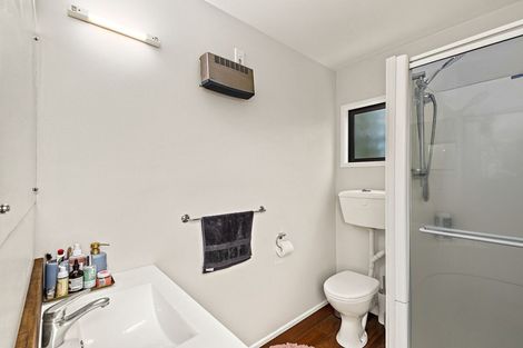 Photo of property in 1/22 Dawnhaven Drive, Te Atatu Peninsula, Auckland, 0610