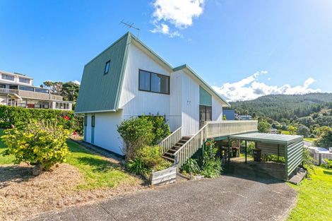 Photo of property in 104 Titiro Place, Onemana, Whangamata, 3691