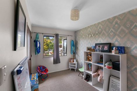 Photo of property in 20 Resolution Road, Welcome Bay, Tauranga, 3112