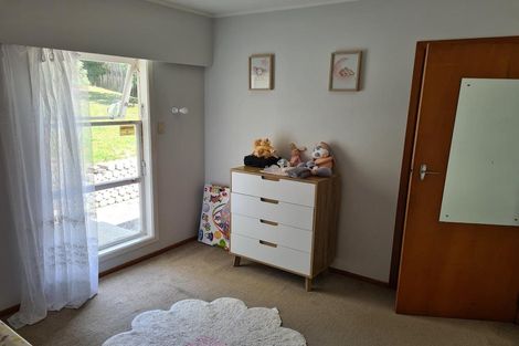 Photo of property in 50 Potter Avenue, Northcote, Auckland, 0627