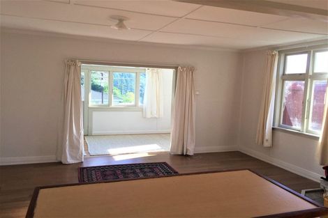 Photo of property in 25 Lincoln Street, Picton, 7220