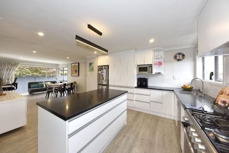 Photo of property in 32 Wingate Street, Redwood, Christchurch, 8051