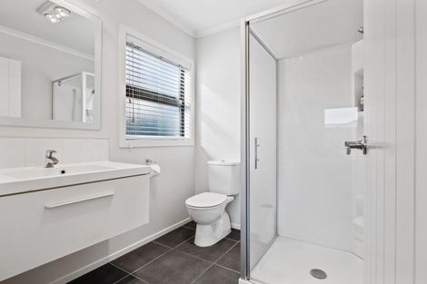 Photo of property in 25 Chestnut Close, Kelvin Grove, Palmerston North, 4414