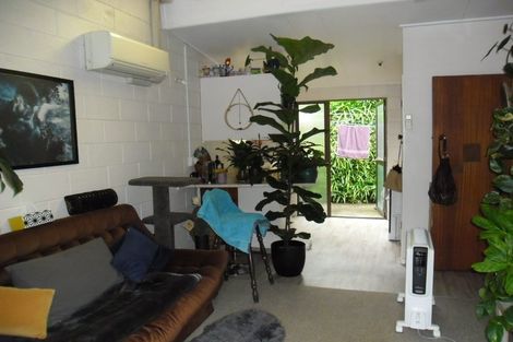 Photo of property in 96b Milton Road, Bluff Hill, Napier, 4110