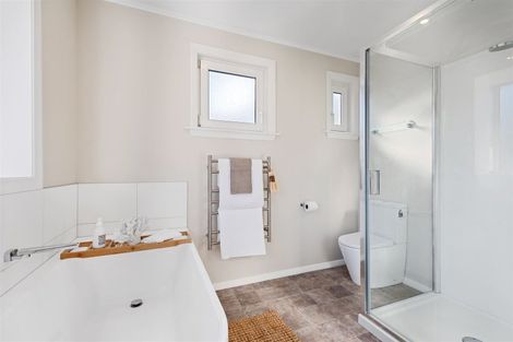 Photo of property in 12 Glamis Place, Cashmere, Christchurch, 8022