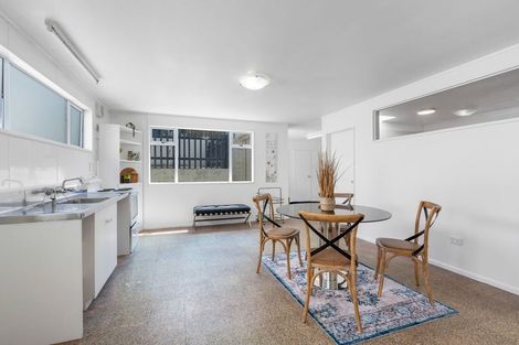 Photo of property in 156 South Road, Caversham, Dunedin, 9012