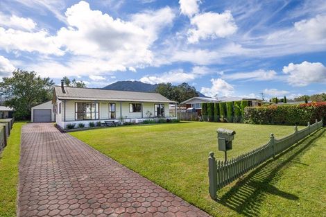 Photo of property in 124 Stanley Avenue, Te Aroha, 3320