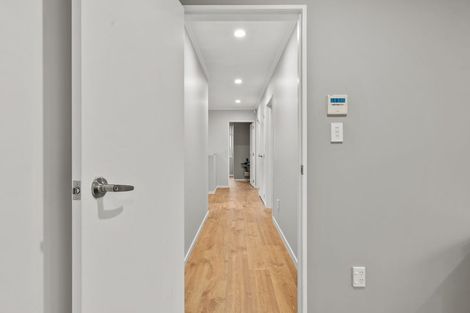 Photo of property in 6 Phar Lap Crescent, Takanini, 2112