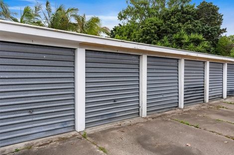 Photo of property in 2/34 Pupuke Road, Takapuna, Auckland, 0622