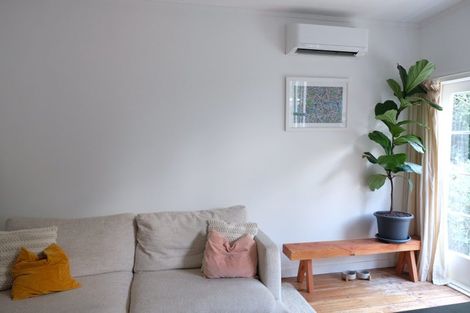 Photo of property in 20 Farnham Street, Mornington, Wellington, 6021