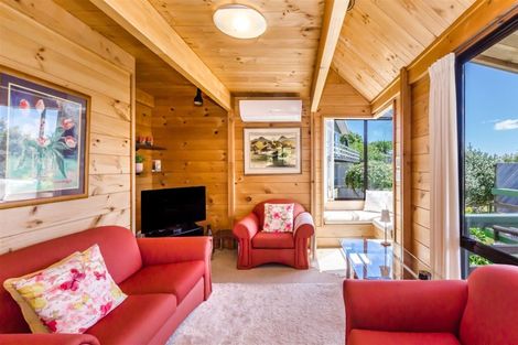 Photo of property in 20 Pohutukawa Crescent, Raumati Beach, Paraparaumu, 5032