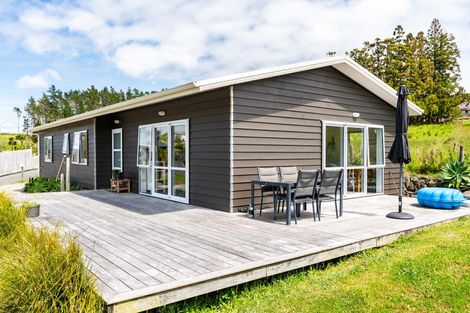 Photo of property in 6 Wharuka Glade, Mangawhai, 0505