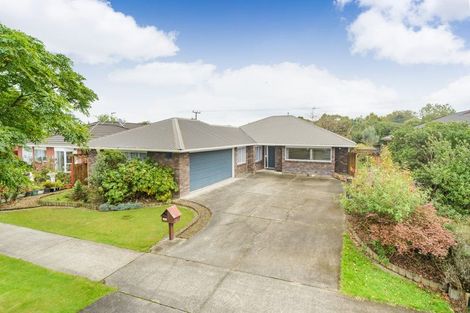 Photo of property in 4 Royal Oak Drive, Kelvin Grove, Palmerston North, 4414