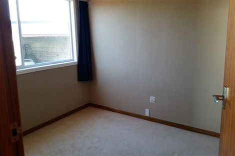 Photo of property in 15 Manu Crescent, Upper Vogeltown, New Plymouth, 4310