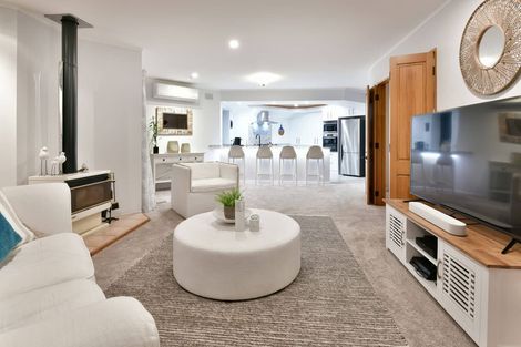 Photo of property in 25 Swann Beach Road, Stanmore Bay, Whangaparaoa, 0932