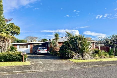 Photo of property in 9 Alf Walker Place, Papakura, 2110