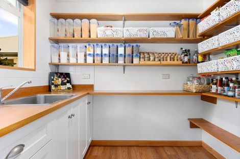 Photo of property in 11 Bridge Street, Southbridge, 7602