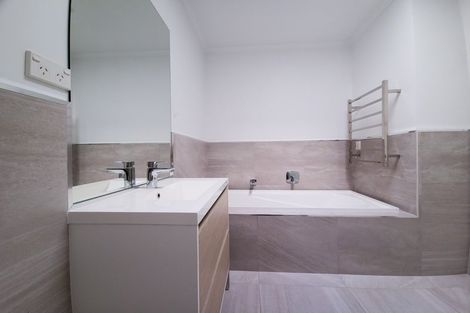 Photo of property in 32 Whenuapai Drive, Whenuapai, Auckland, 0618