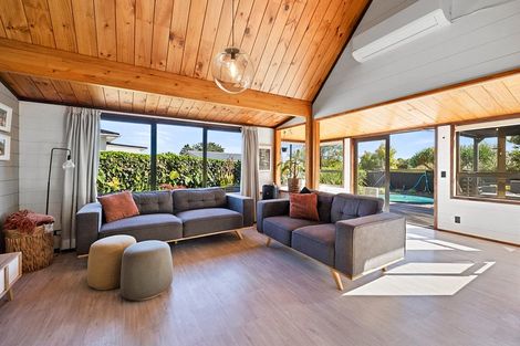 Photo of property in 21 Rata Street, Upper Vogeltown, New Plymouth, 4310