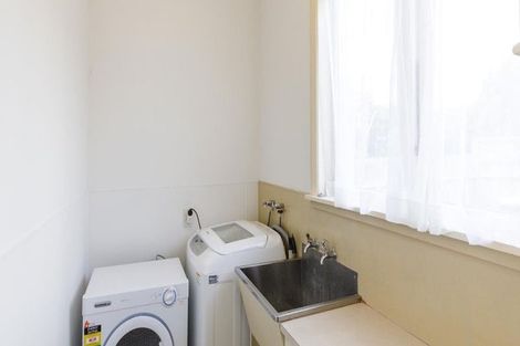 Photo of property in 20 East Street, Terrace End, Palmerston North, 4410