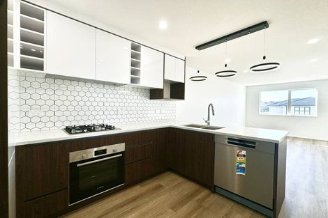 Photo of property in 2/36 Halsey Road, Manurewa, Auckland, 2102