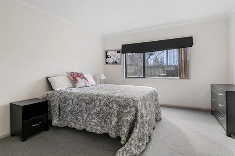 Photo of property in 38 Kinder Street, Acacia Bay, Taupo, 3330