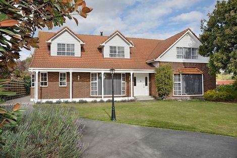 Photo of property in 153/155 High Street, Bulls, 4818