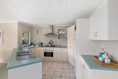 Photo of property in 11 Woodland Grove, Wainuiomata, Lower Hutt, 5014