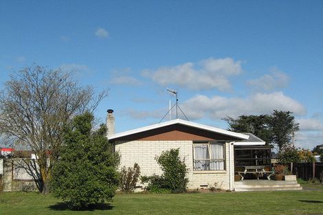 Photo of property in 13 Leeton Drive, Waipukurau, 4200