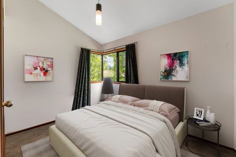 Photo of property in 2/11 Kereru Street, Two Mile Bay, Taupo, 3330