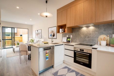 Photo of property in 13 Tokarewa Close, Mount Wellington, Auckland, 1062