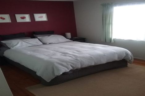 Photo of property in 2/92 Grey Street, Onehunga, Auckland, 1061