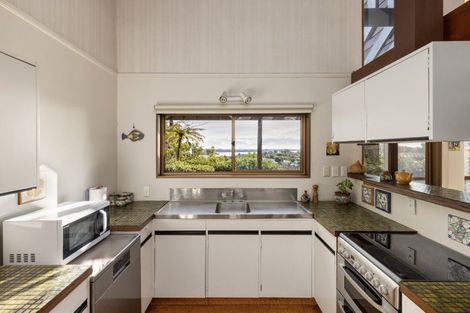 Photo of property in 279 Waitaha Road, Welcome Bay, Tauranga, 3112