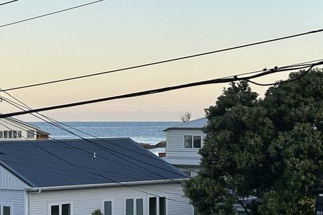 Photo of property in 4/20 Trent Street, Island Bay, Wellington, 6023