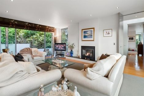 Photo of property in 22a Beach Road, Castor Bay, Auckland, 0620