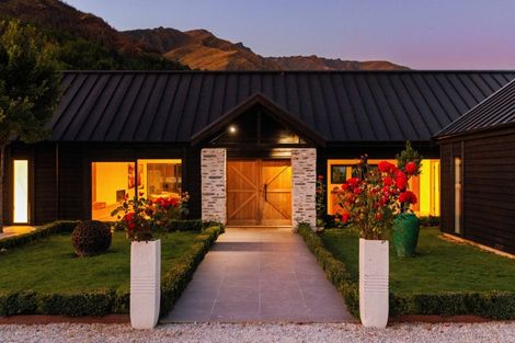 Photo of property in Butel Park, 15 Essex Avenue, Arrowtown, 9302