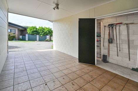 Photo of property in 5/501 Eastbourne Street East, Hastings, 4122