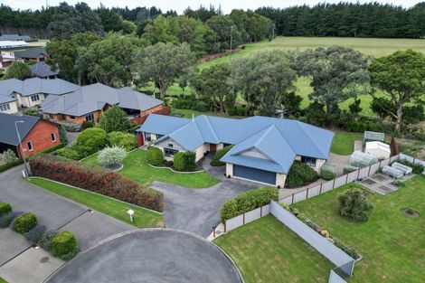 Photo of property in 60 Glenroy Park Drive, Waikiwi, Invercargill, 9810