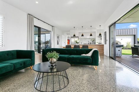 Photo of property in 3 Alan Livingston Drive, Cambridge, 3434