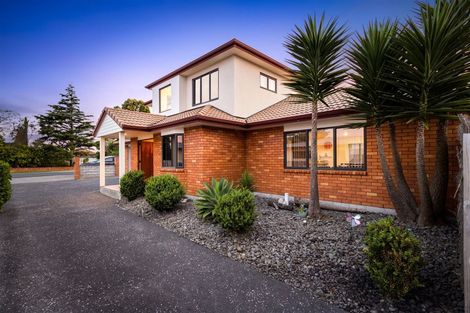 Photo of property in 49 Sturges Road, Henderson, Auckland, 0612