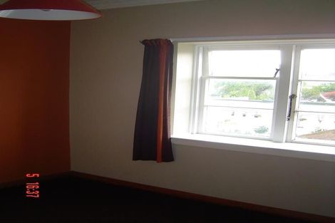 Photo of property in 73 Whites Line East, Waiwhetu, Lower Hutt, 5010