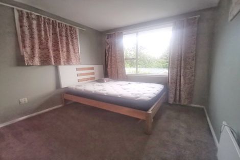 Photo of property in 35 Delaware Crescent, Russley, Christchurch, 8042