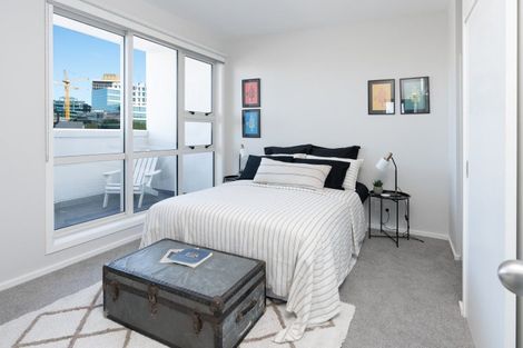 Photo of property in Stadium Garden Flats, 315/107 Thorndon Quay, Pipitea, Wellington, 6011