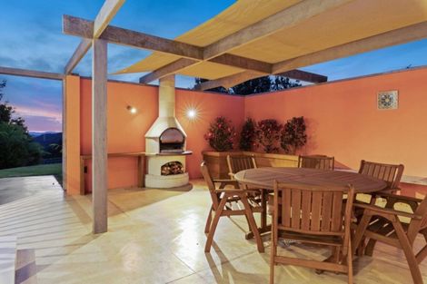 Photo of property in 55 Pinetone Road, Kumeu, 0892