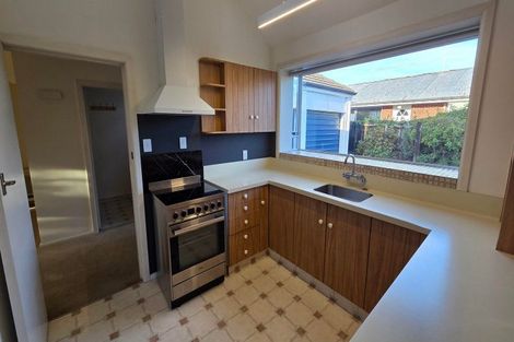 Photo of property in 1/18 Maidstone Road, Ilam, Christchurch, 8041