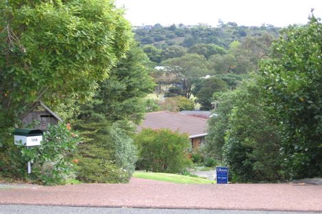 Photo of property in 19d Avonleigh Road, Green Bay, Auckland, 0604