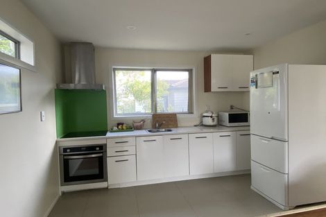 Photo of property in 17a Knightsbridge Drive, Forrest Hill, Auckland, 0620
